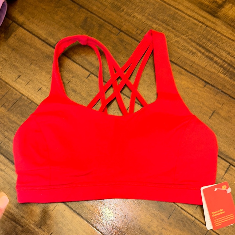 Lululemon sports bra